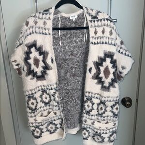 Buckle Women's Patterned Cardigan - Cream and Brown